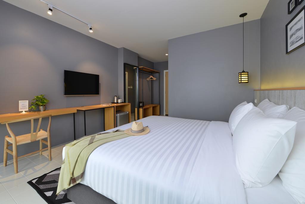 Ruenthip Pattaya Hotel Bagian luar foto